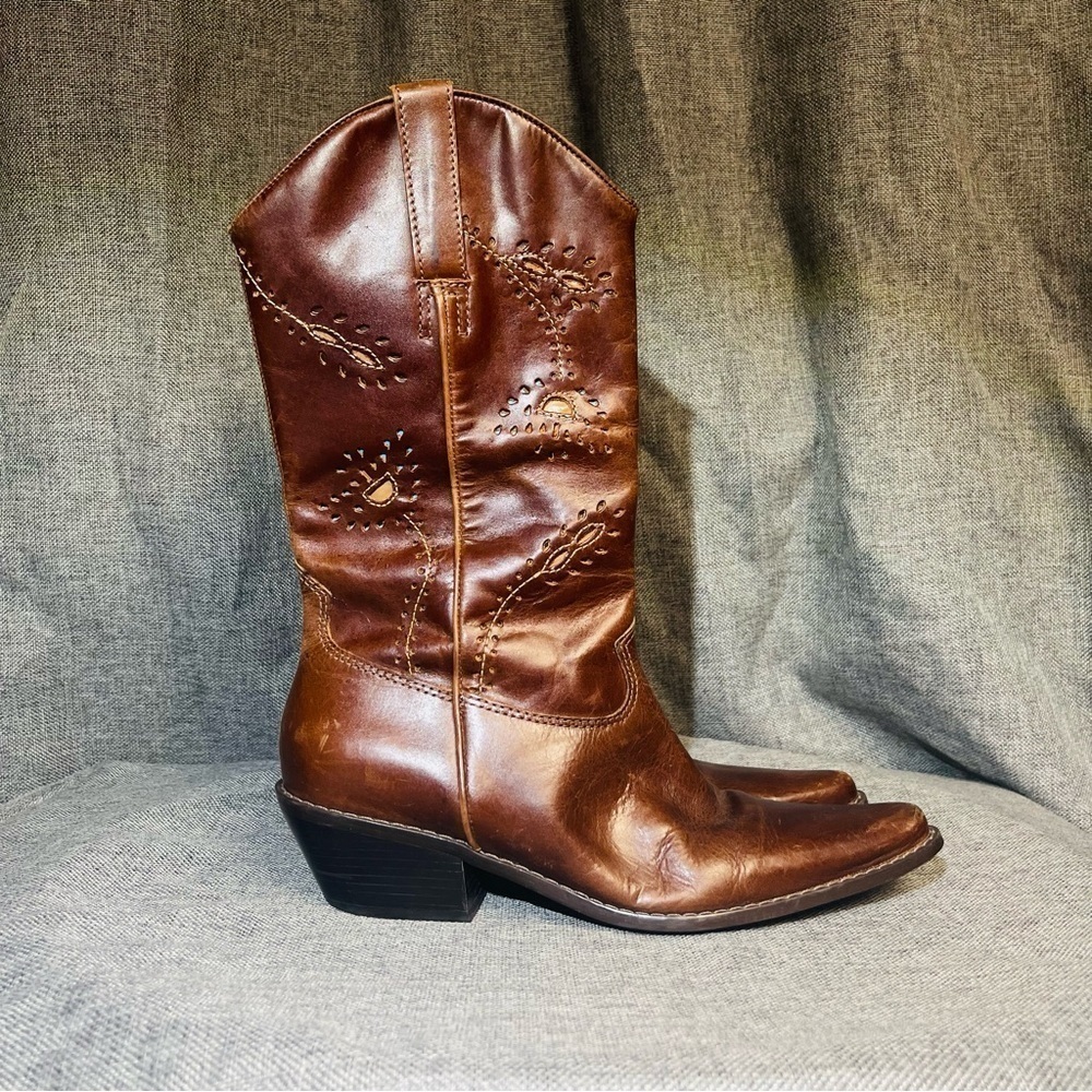 Leather Western Cowboy Boots - Picture 10 of 12